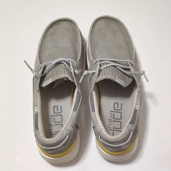 Hey Dude Welsh Grip Shoe Men's Light Gray Size 10 - Picture 2 of 8